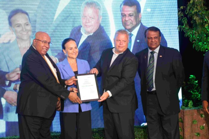 (From left) Hayleys Group Chairman and Chief Executive Mohan Pandithage, Ambassador of the Kingdom of the Netherlands to Sri Lanka and Maldives - HE Bonnie Horbach, Control Union Chairman for the Asia region and Board Member Dirk Teichert and Hayleys Plantations Sector Managing Director Dr. Roshan Rajadurai receiving the regenagri certificate.