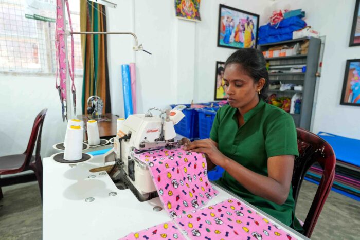 Horana Plantations She-Essentia Tackles Period Poverty in Plantations (4)
